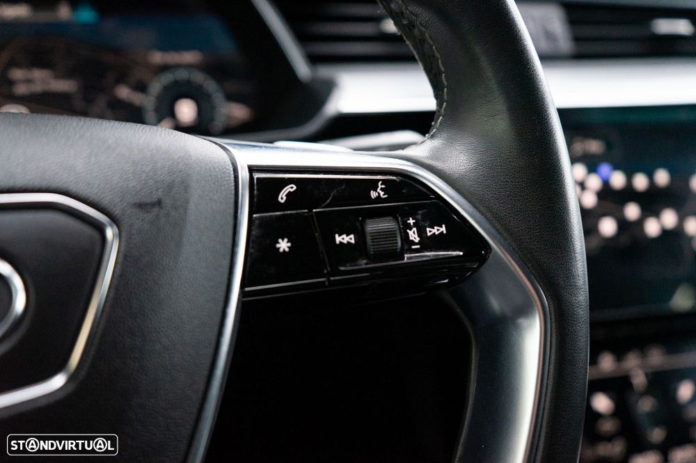 Audi e-tron 50 quattro S line - 44