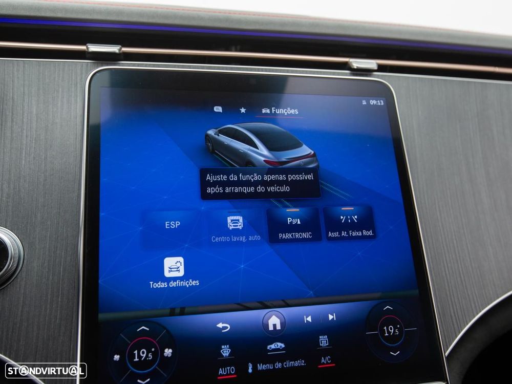 Mercedes-Benz EQE 350 - 32