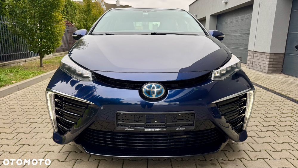 Toyota Mirai 2015