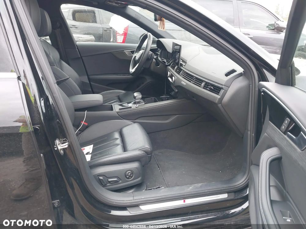 Audi A4 Limousine - 30