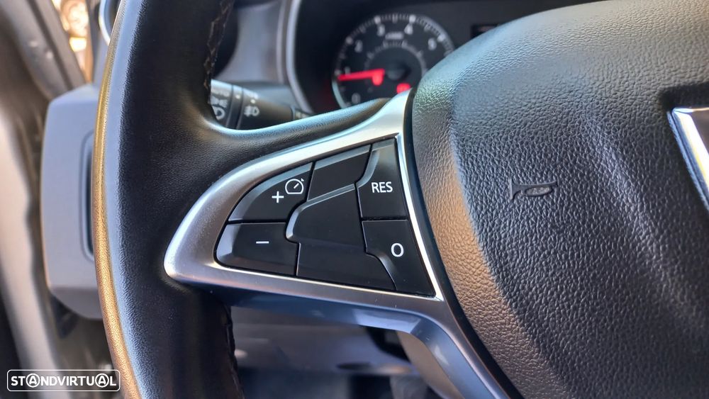 Dacia Duster 1.5 Blue dCi Prestige - 12