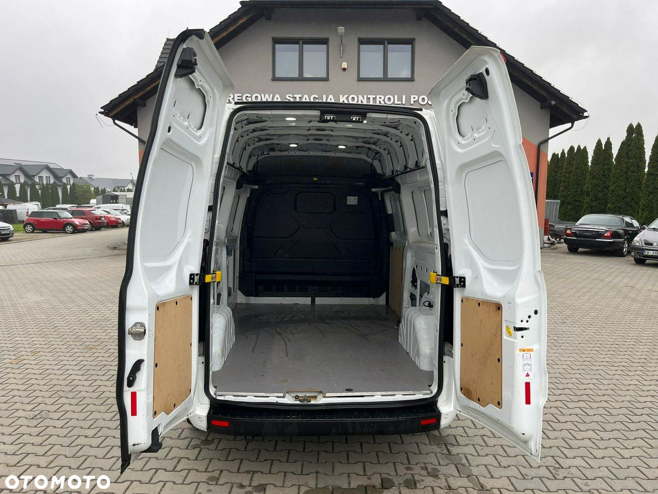 Ford Transit Custom - 10