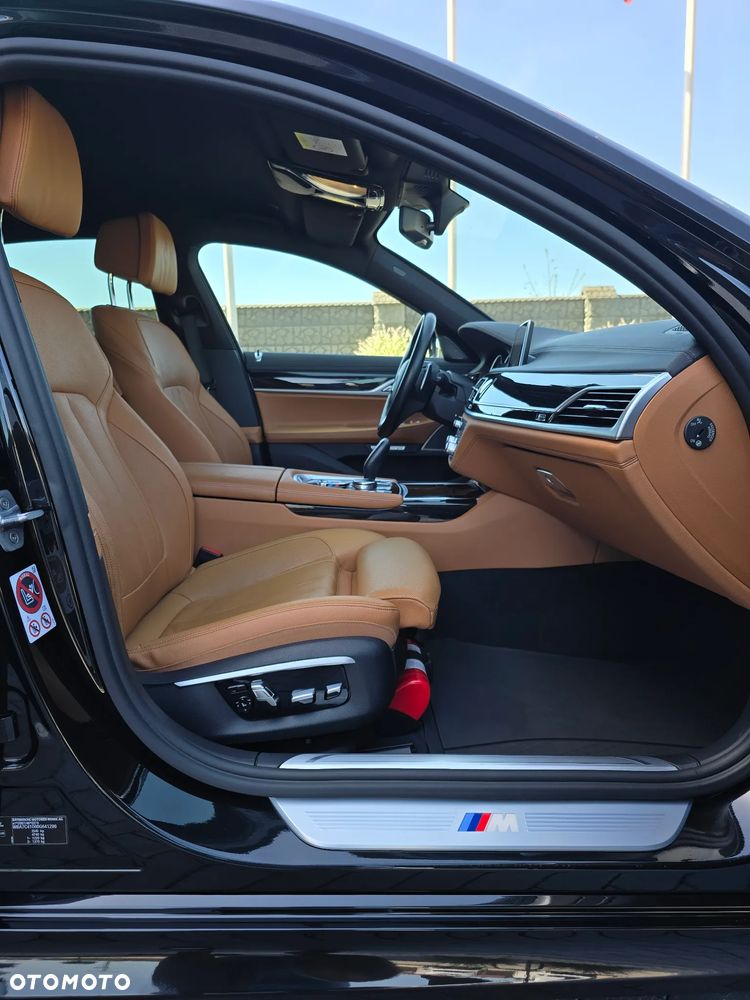 BMW Seria 7 730d xDrive - 31