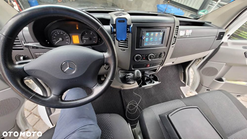 Mercedes-Benz Sprinter - 7