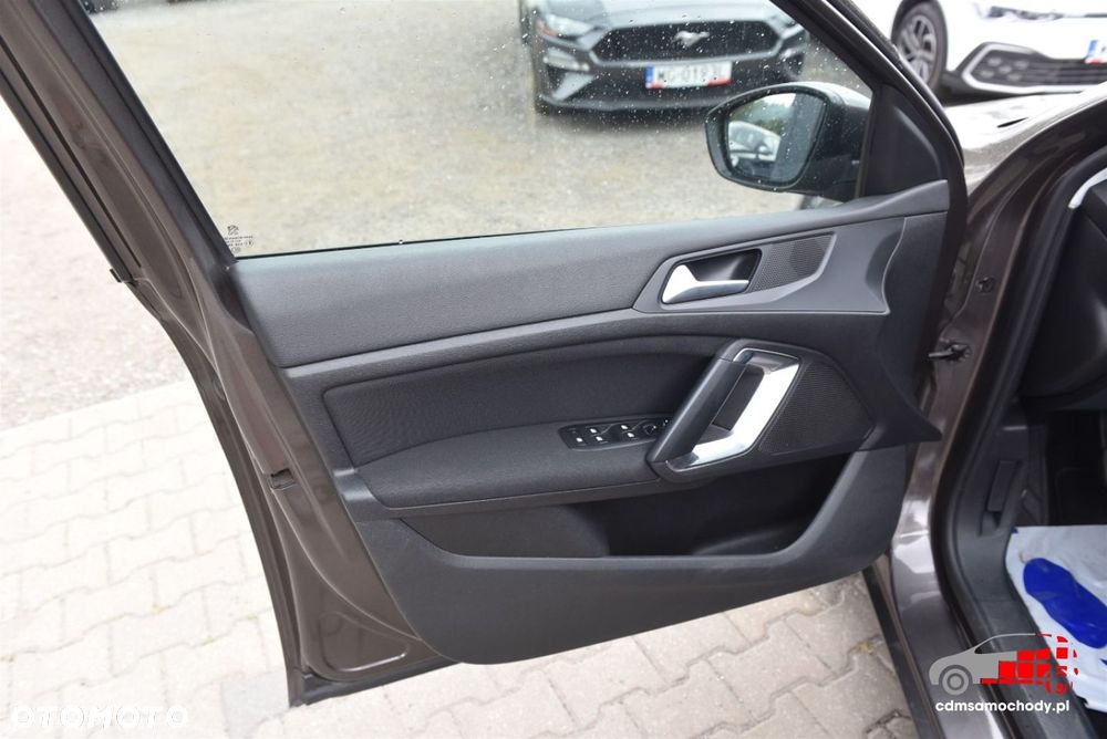 Peugeot 308 - 13