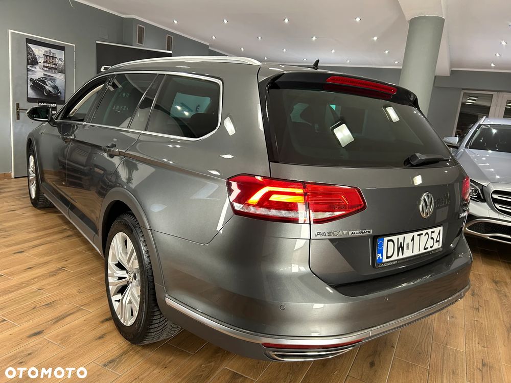 Volkswagen Passat - 22