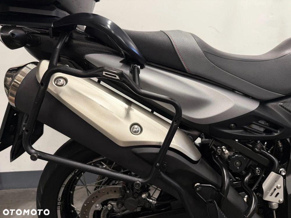 Suzuki V-STROM - 36