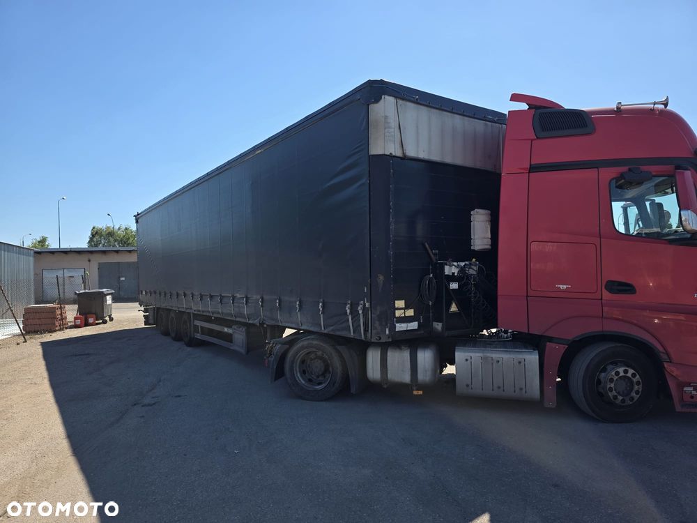 Schmitz Cargobull Varos Mega - 4
