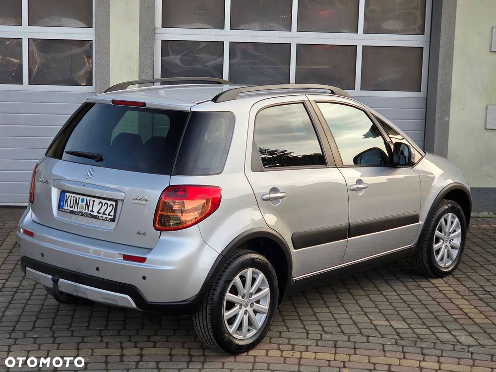 Suzuki SX4 1.6 VVT 4x4 Style - 17