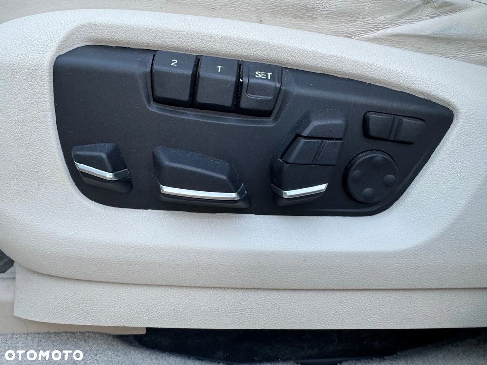BMW X5 xDrive30d - 11