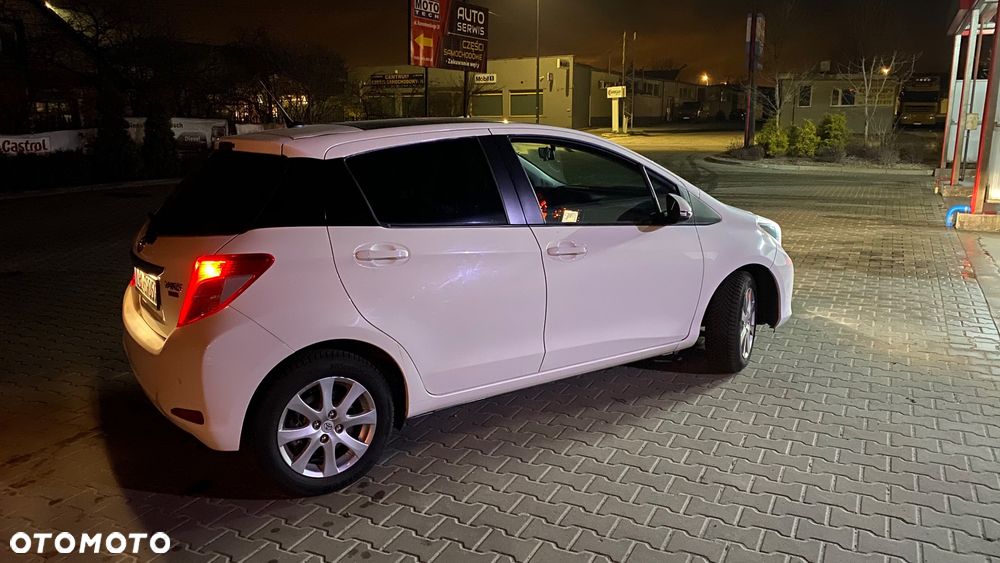 Toyota Yaris 1.33 Luna - 4