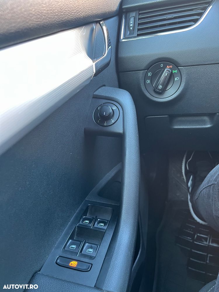 Skoda Octavia 1.6 TDI ELEGANCE - 4