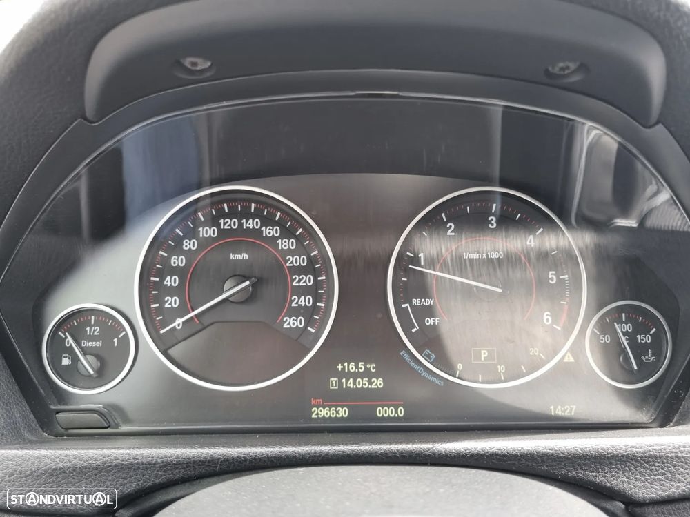 BMW 320 d Auto Pack M - 22