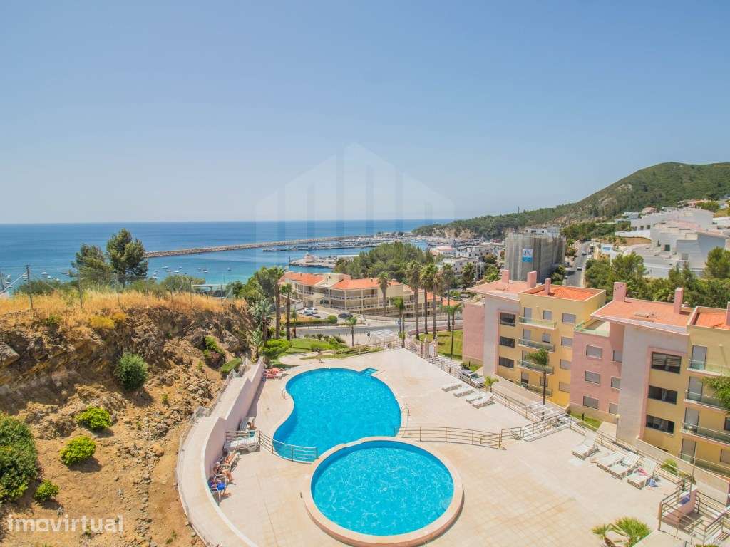 Apartamento T2 Duplex em Sesimbra com Piscina e vista Mar - Grande imagem: 2/54