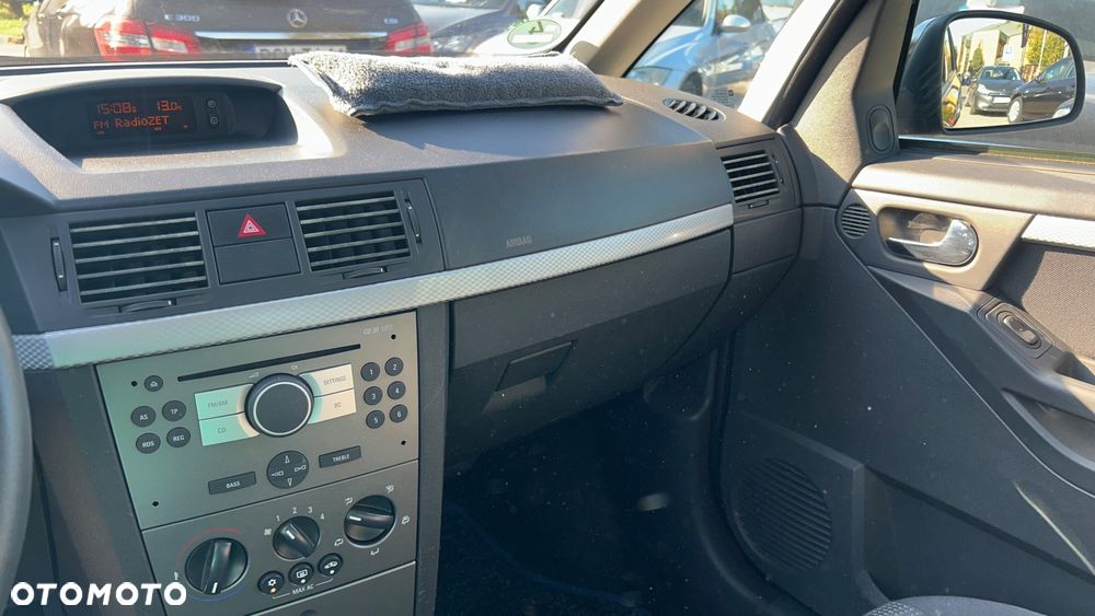 Opel Meriva 1.4 - 23