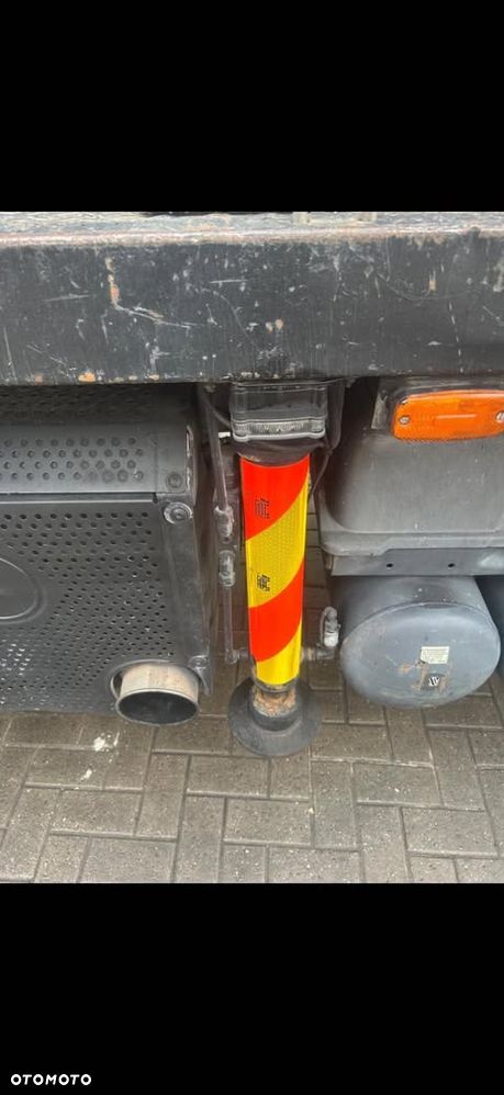 Mercedes-Benz ACTROS - 29