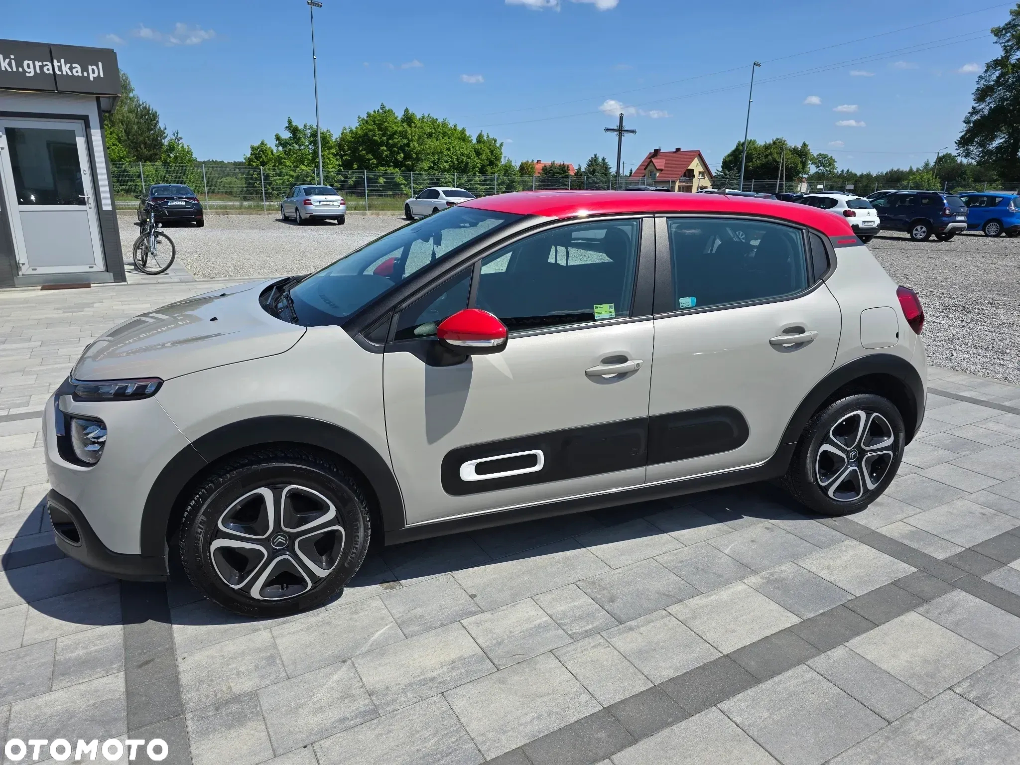 Citroën C3 1.2 PureTech Shine - 10