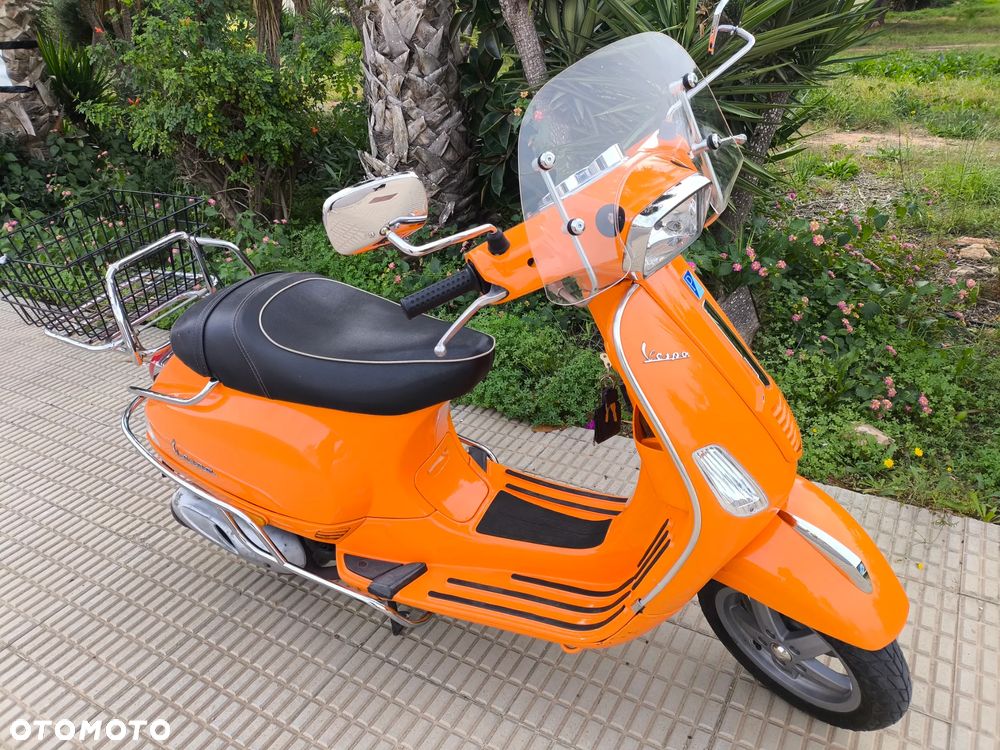 Piaggio Vespa - 5