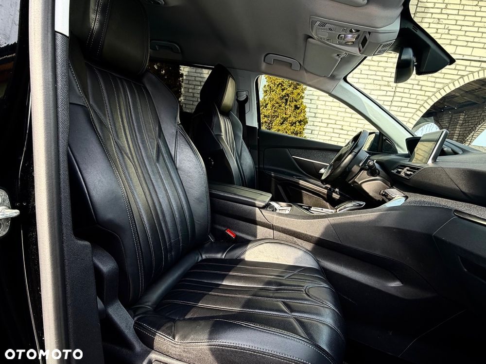 Peugeot 5008 - 15