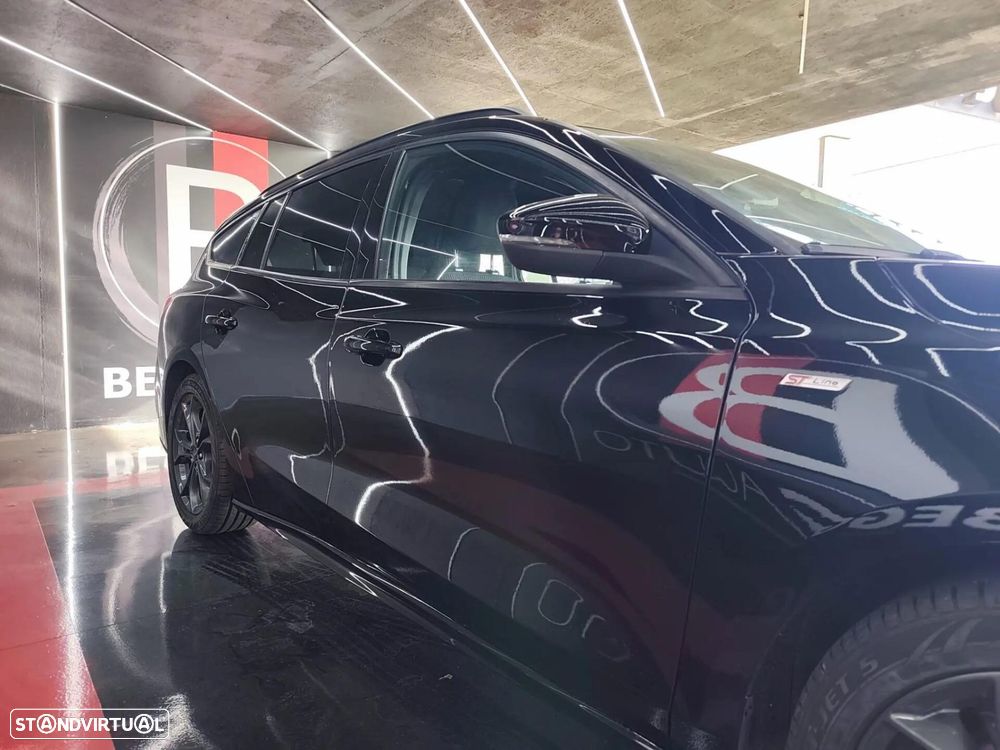Ford Focus SW 1.0 EcoBoost MHEV ST-Line - 22