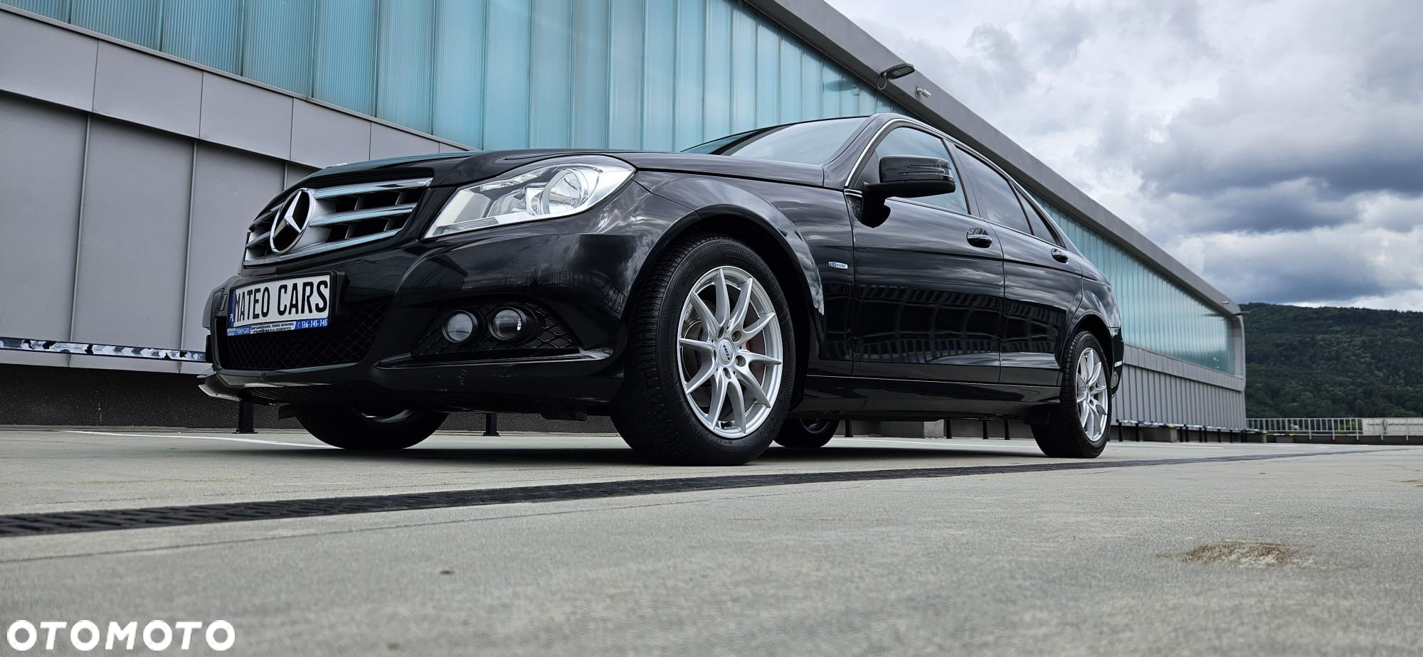 Mercedes-Benz Klasa C 180 CGI BlueEff Avantgarde - 20