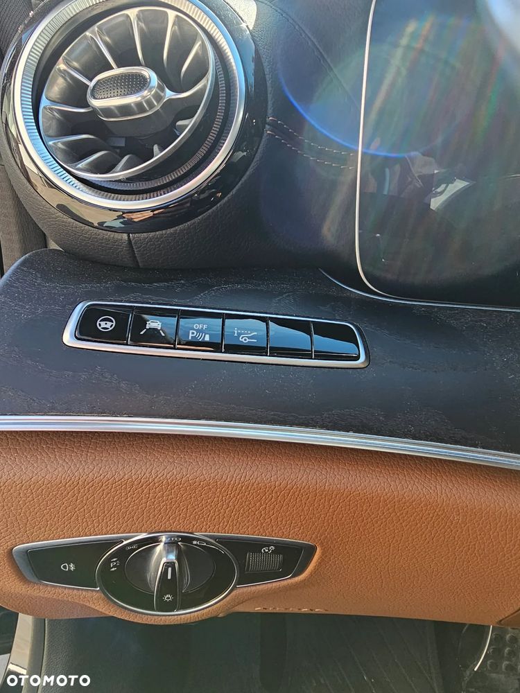 Mercedes-Benz Klasa E - 17