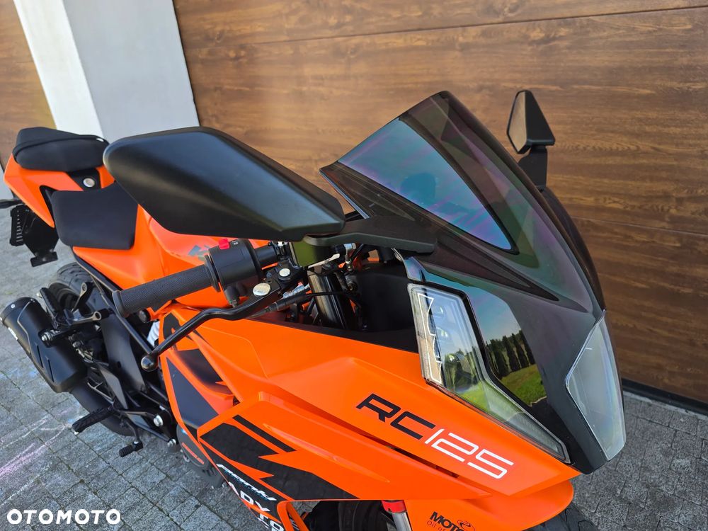 KTM RC 125 - 4