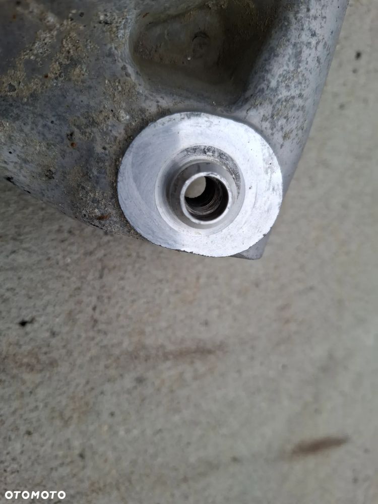 Mocowanie Górne Amortyzatora Lewe/Prawe A4 B8 A5 8K0412383F 8K0412384F - 10