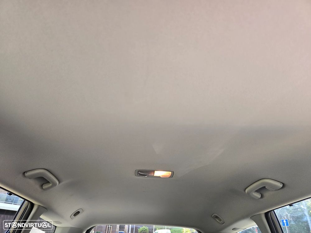 Kia Optima SW 2.0 CVVT PHEV - 27