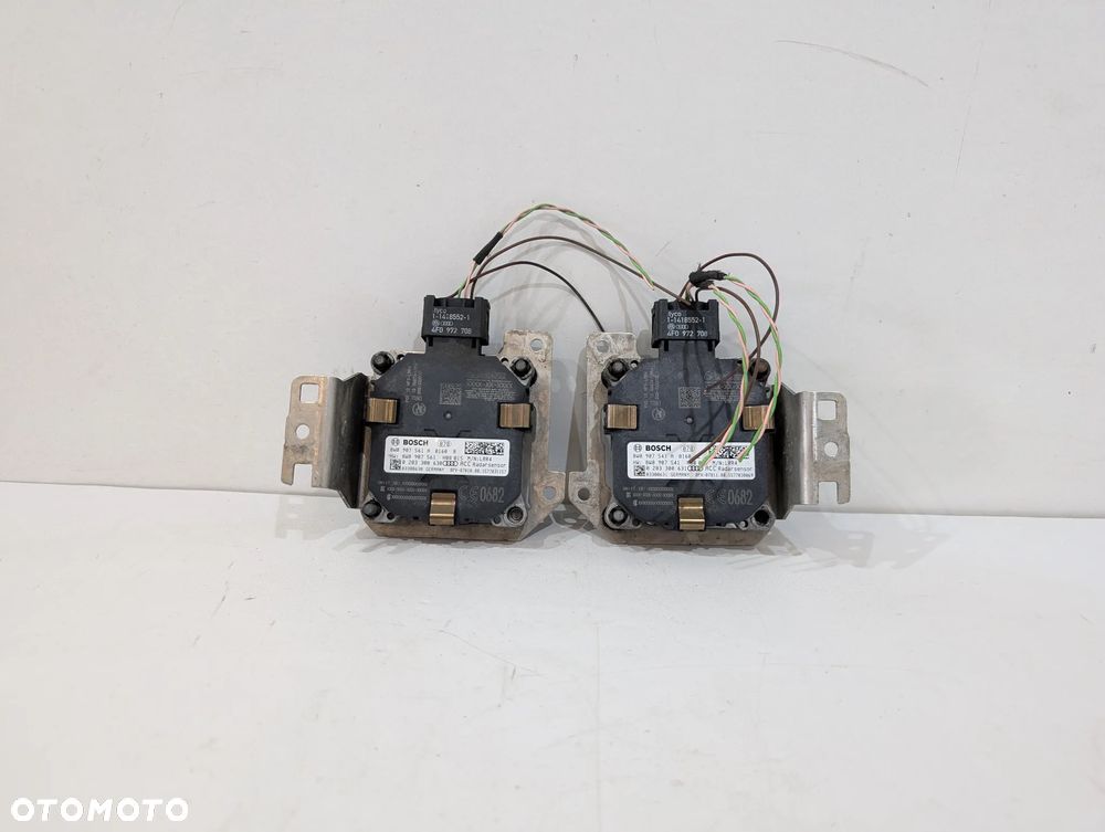 AUDI A4 8W B9 RADAR SENSOR DISTRONIC 8W0907561A 8W0907541A - 6