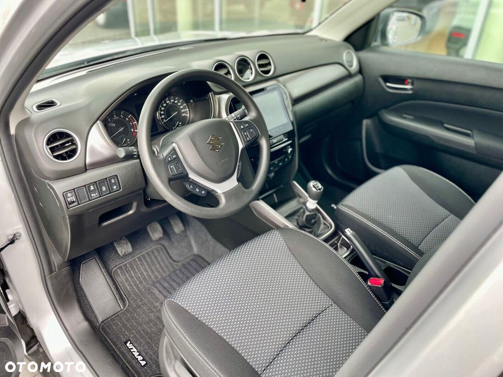 Suzuki Vitara 1.4 Boosterjet mHEV Premium Plus 2WD - 11