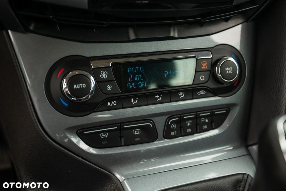 Ford Focus 1.6 EcoBoost Start-Stopp-System Titanium - 25