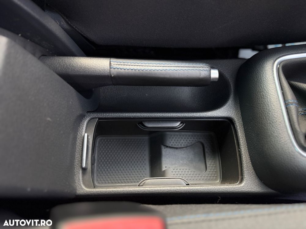 Volkswagen Golf Plus 1.4 TSI Tour Edition - 8