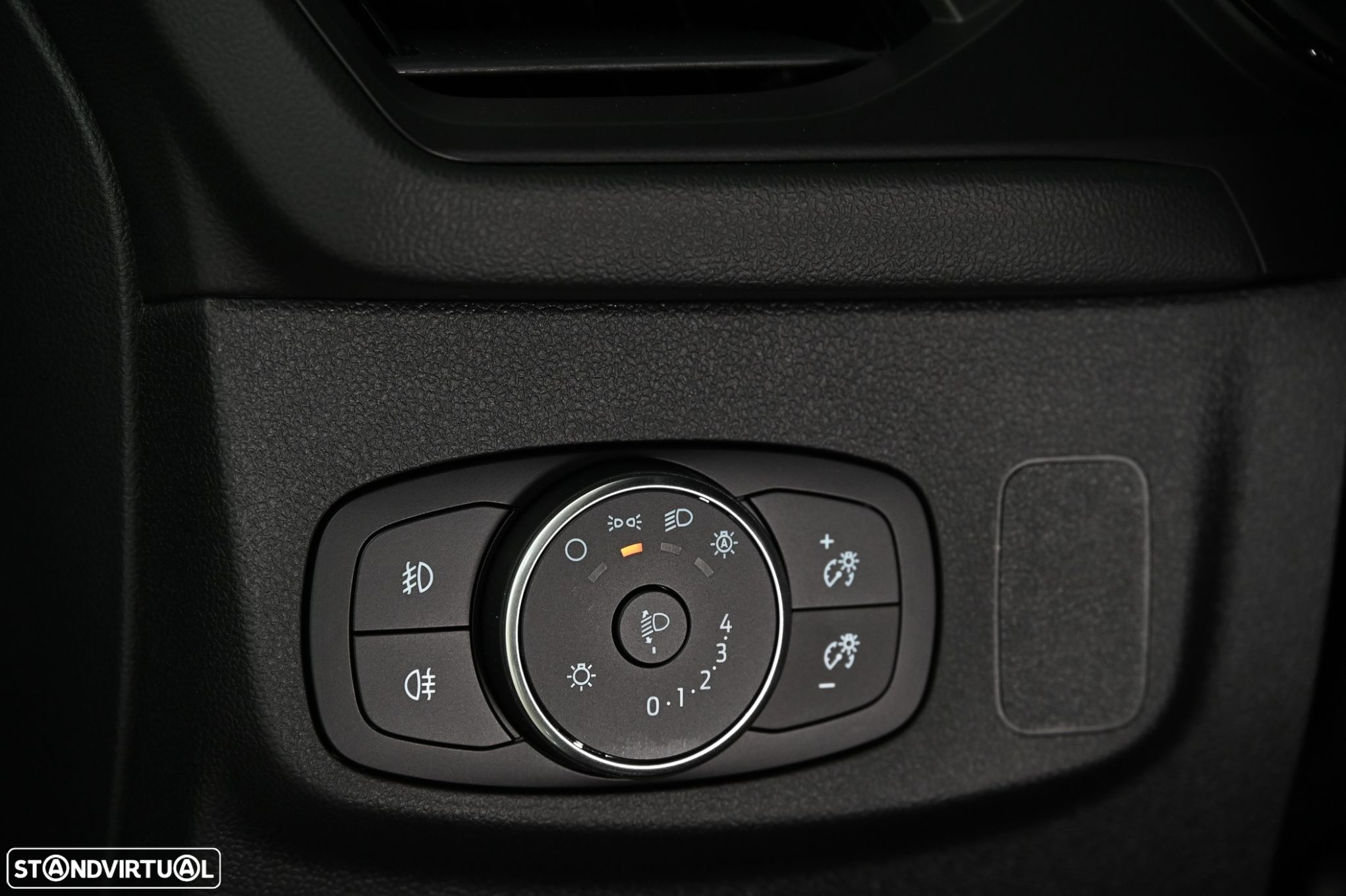 Ford Focus - 12