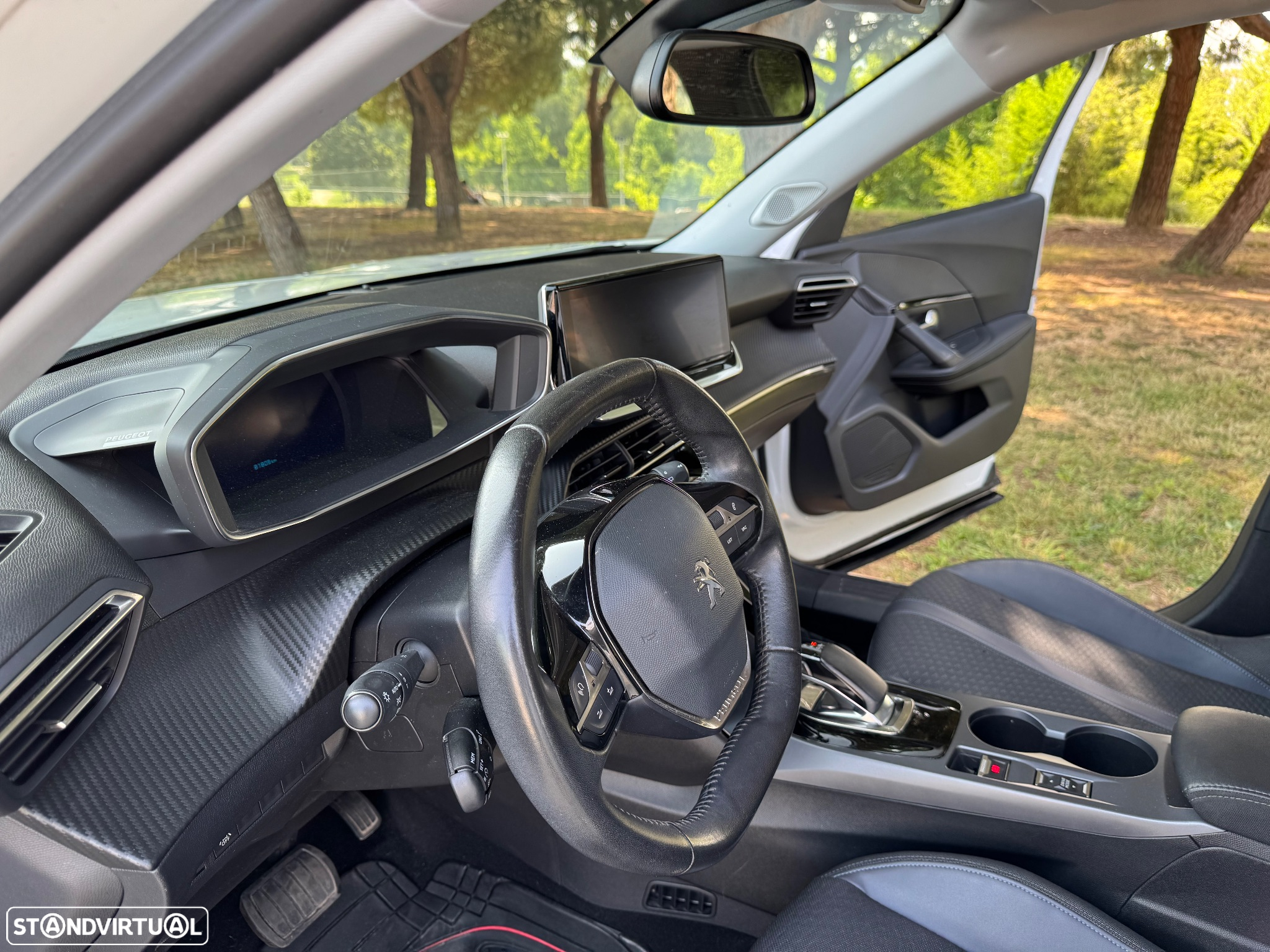 Peugeot e-2008 50 kWh Active Pack - 23