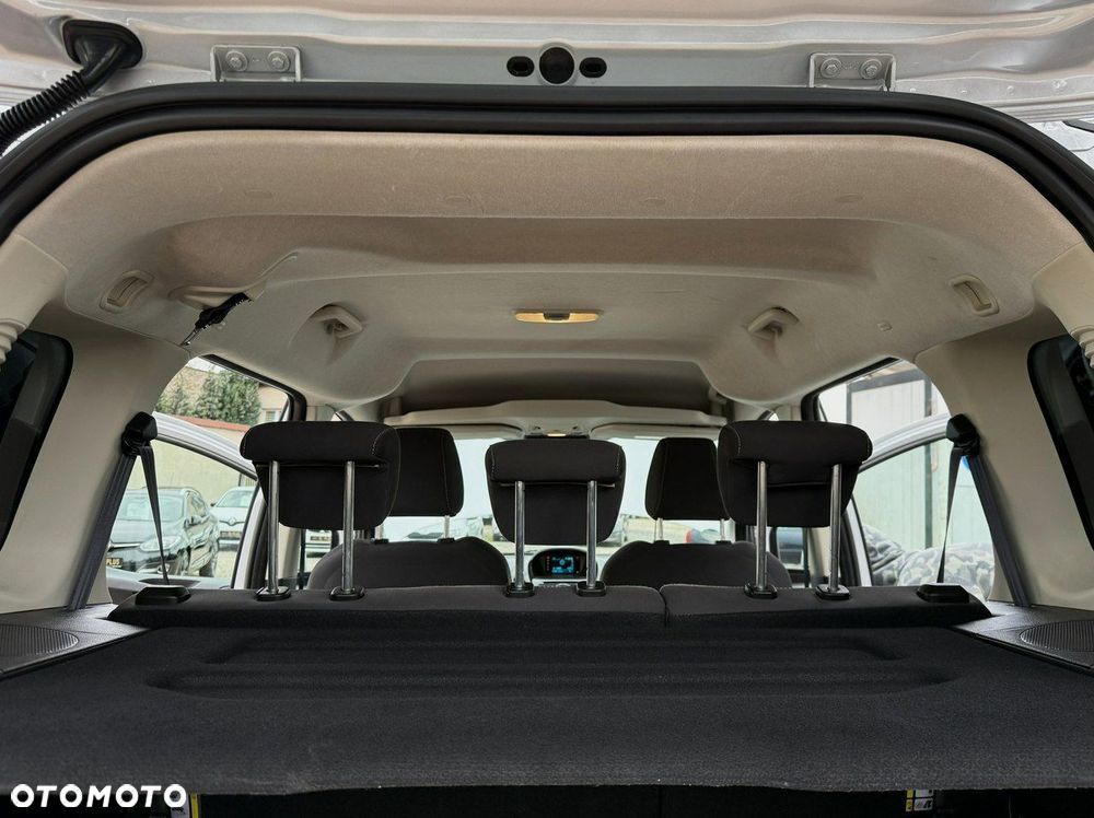 Ford Tourneo Courier 1.0 EcoBoost S&S Titanium - 20
