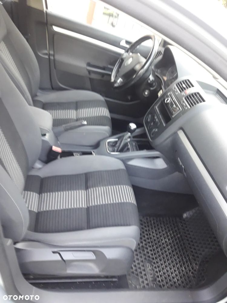 Volkswagen Golf V 1.9 TDI Q-Line - 8