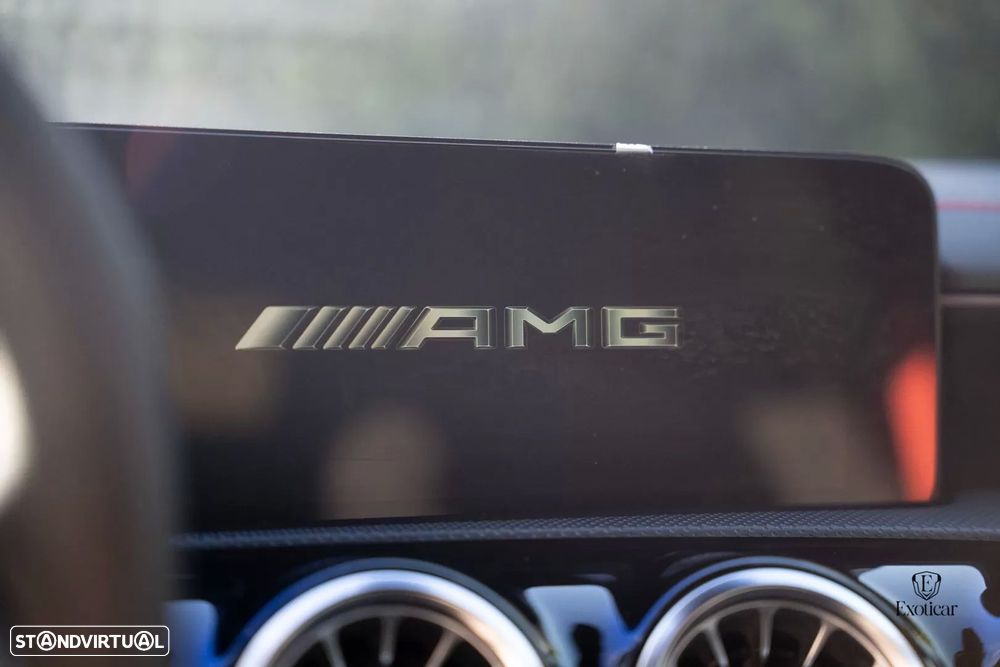 Mercedes-Benz CLA 45 AMG S Shooting Brake 4Matic+ - 32