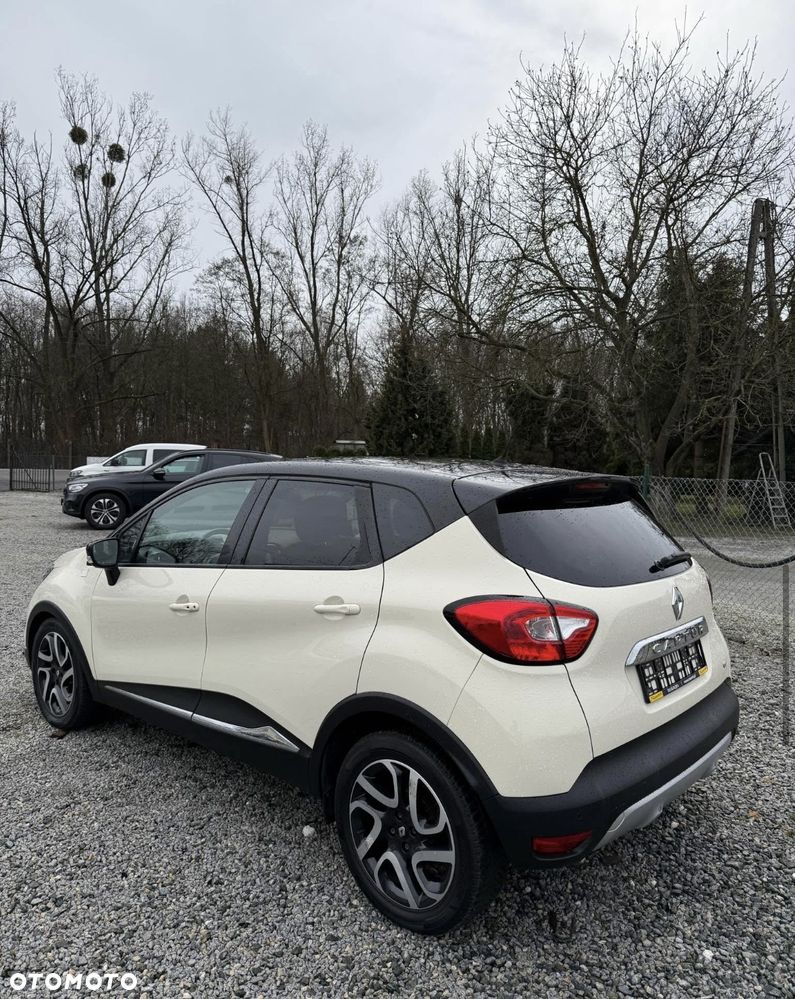 Renault Captur TCe 120 EDC Helly Hansen - 4