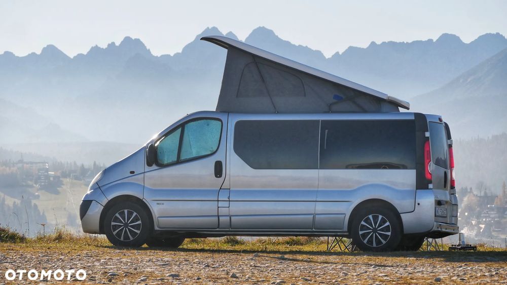 Opel Vivaro - 1