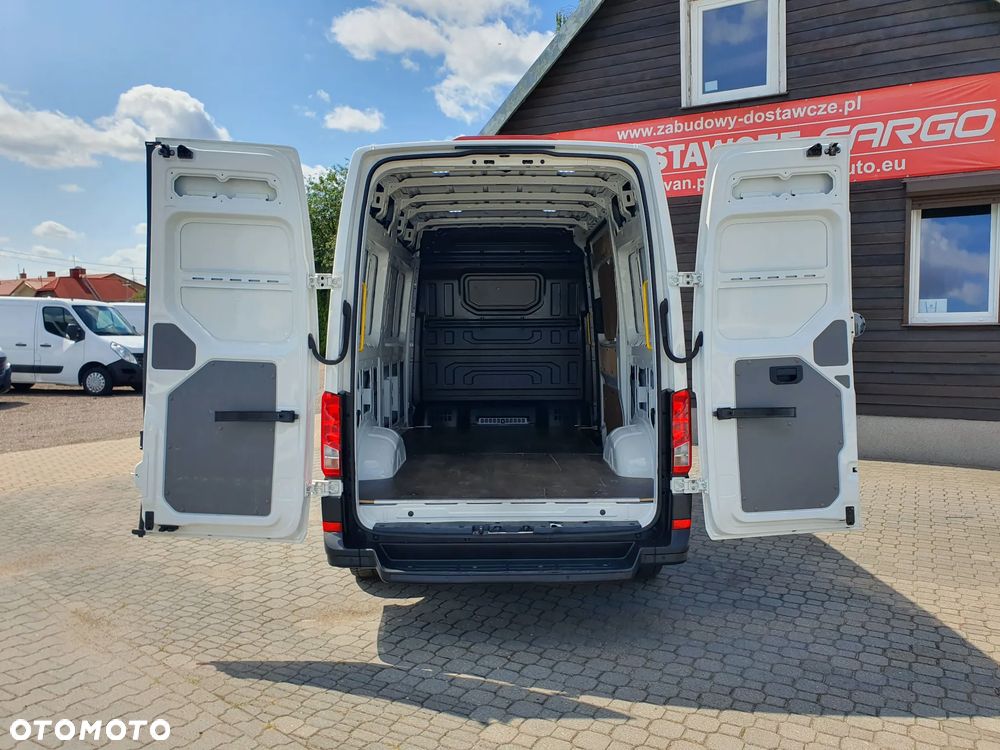 Volkswagen CRAFTER - 7