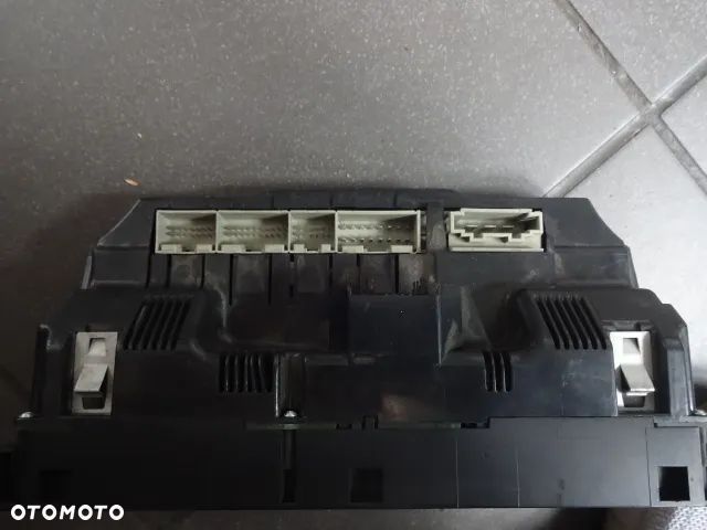 Panel klimatyzacji Audi A6 C6 4F0 910 043A - 2