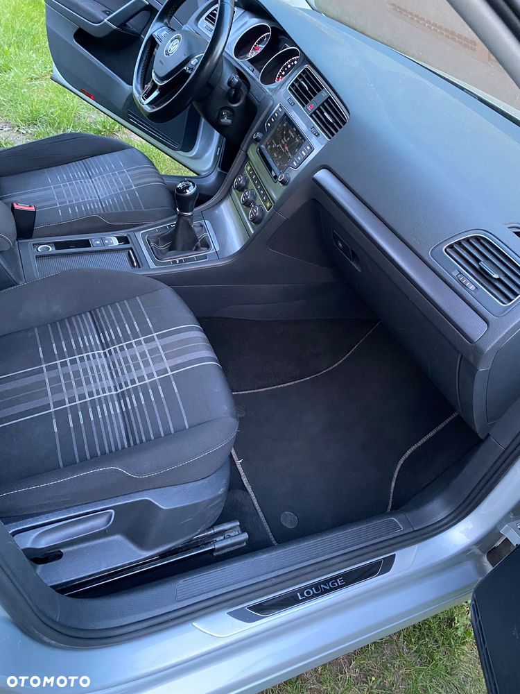 Volkswagen Golf 2.0 TDI BlueMotion Technology Lounge - 20