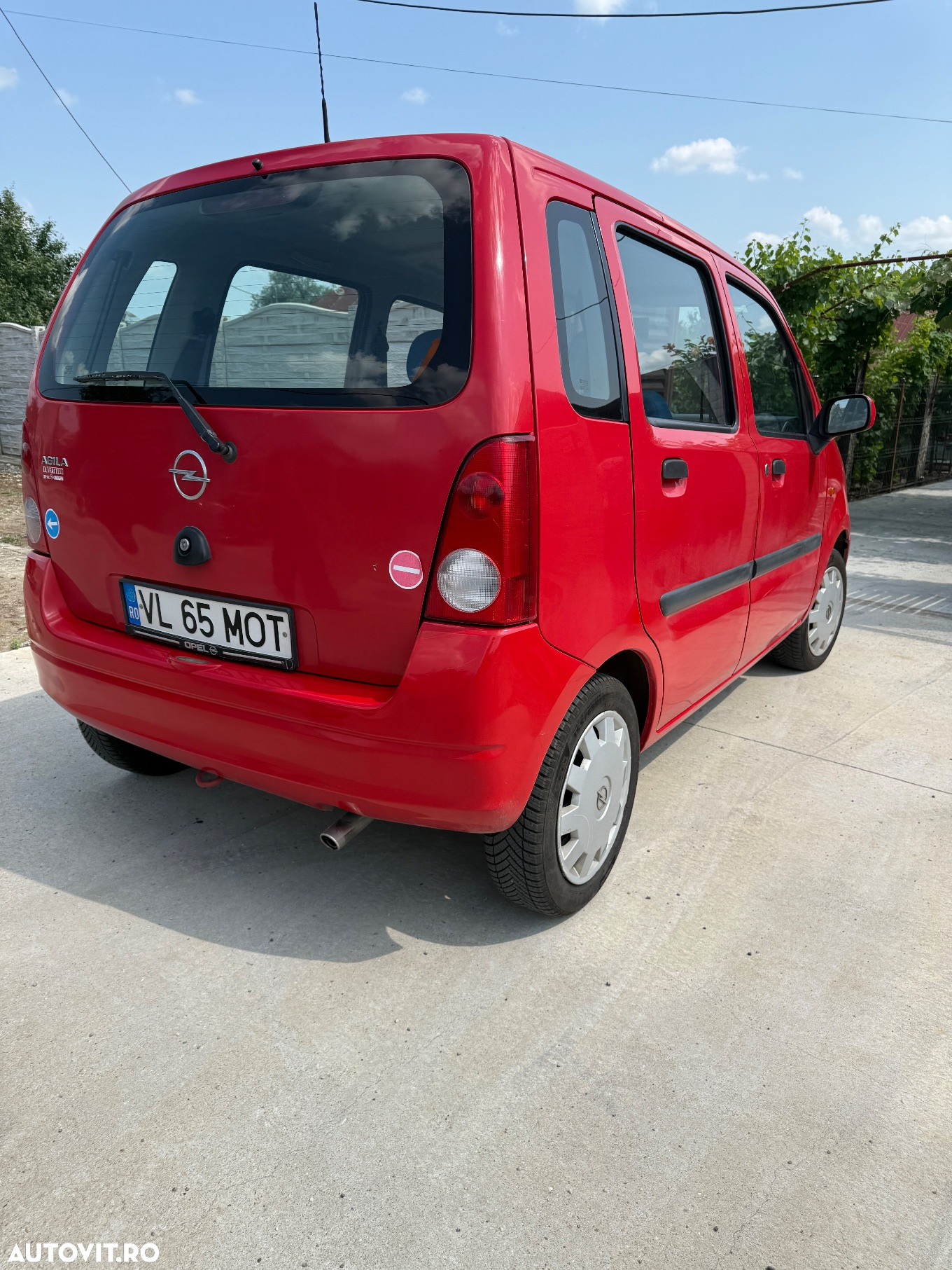 Opel Agila 1.0i Base - 10