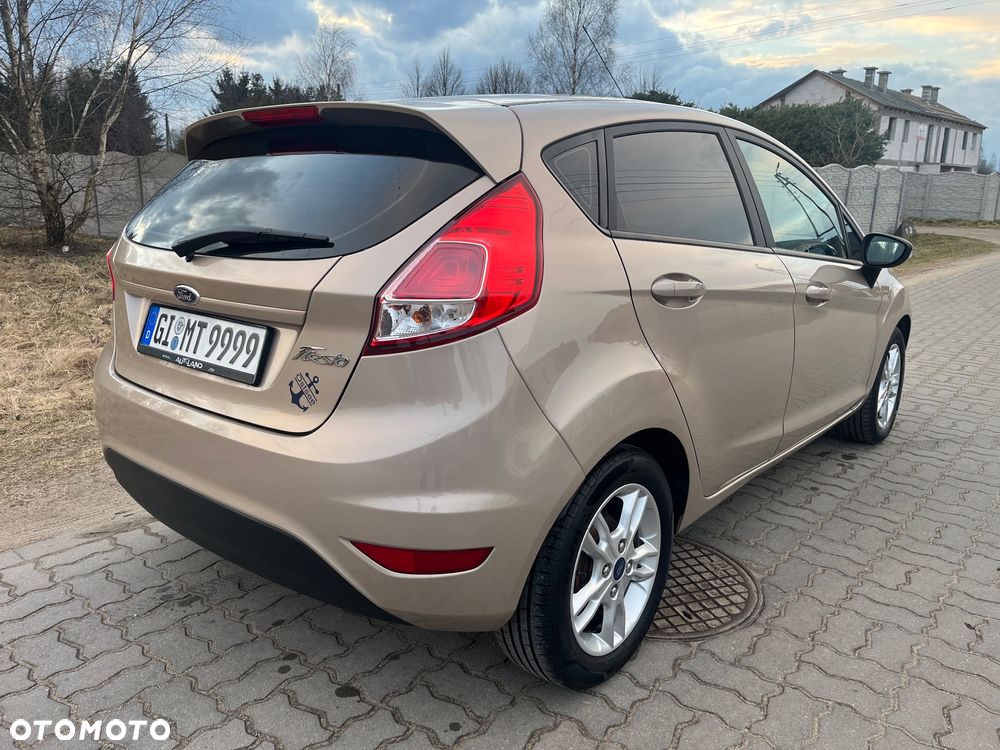 Ford Fiesta 1.25 Platinium X - 4