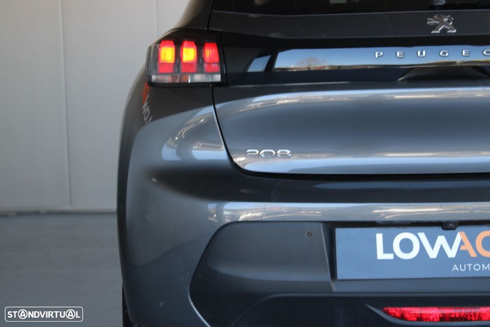 Peugeot 208 1.2 PureTech SE Style - 31