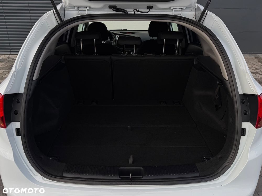 Kia Ceed 1.6 GDI Vision - 35