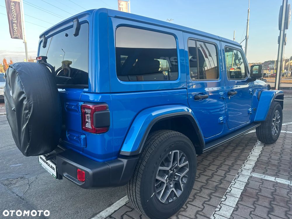 Jeep Wrangler Unlimited GME 2.0 Turbo Sahara - 6