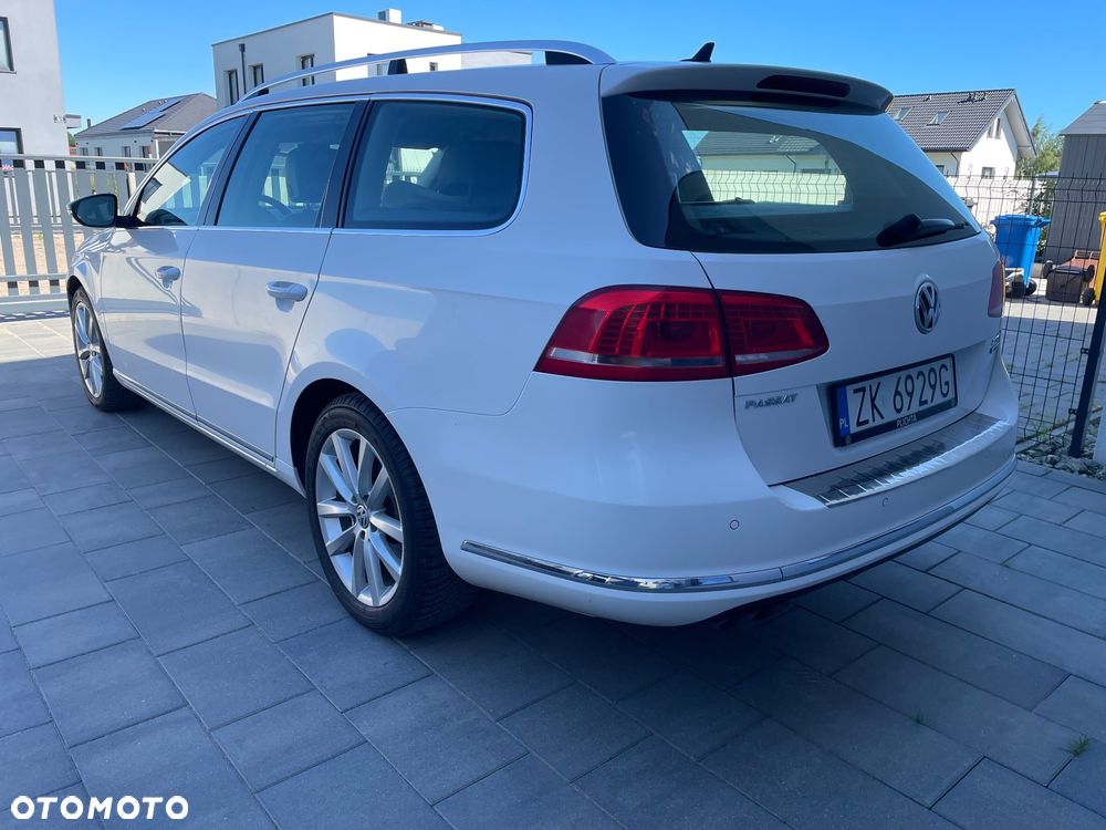 Volkswagen Passat 2.0 TDI Highline DSG - 4