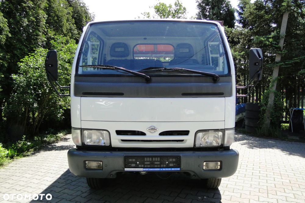 Nissan Cabstar - 2